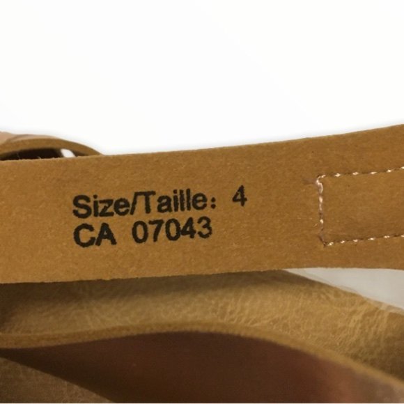 Blowfish rose gold sandals - Picture 7 of 8